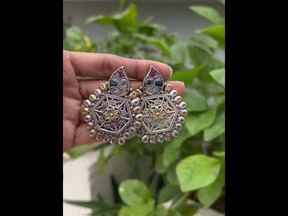 Tribal stud earrings trse230591