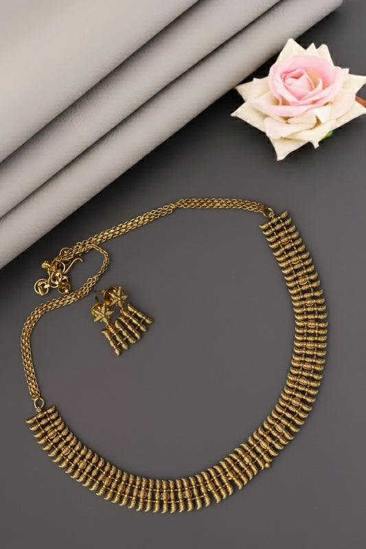 minimalist temple necklace