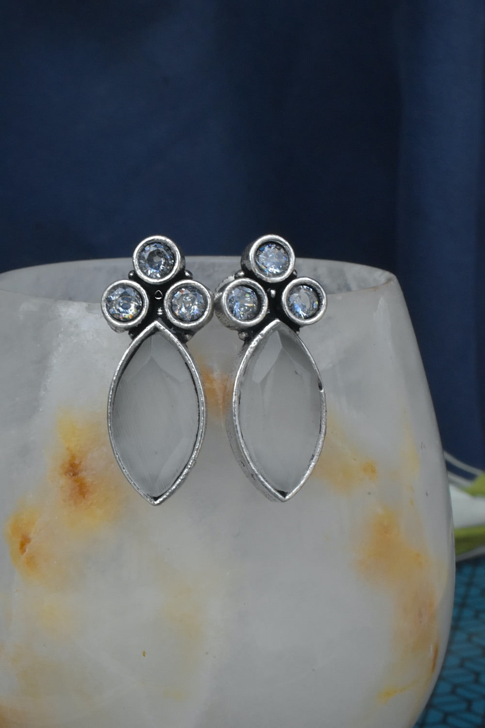 oxidised studs