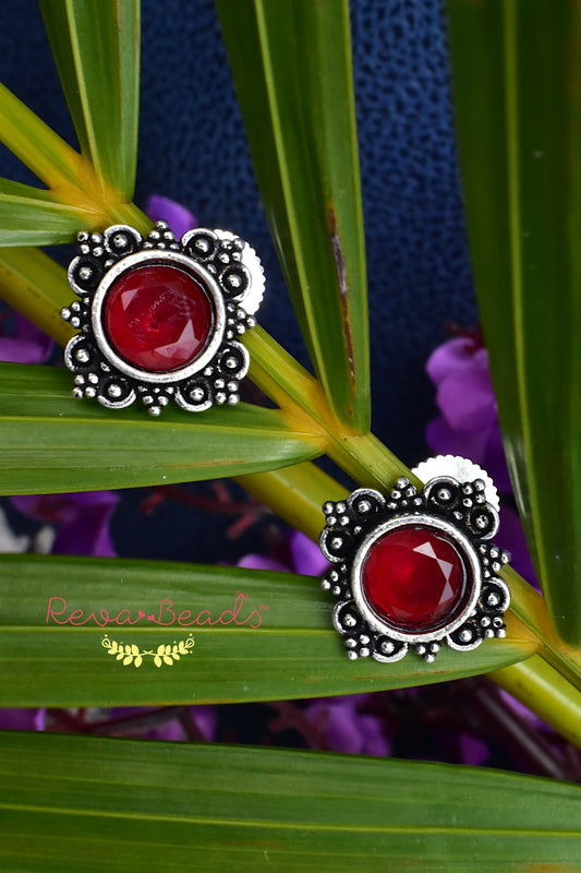 Tribal stud earrings trse230216