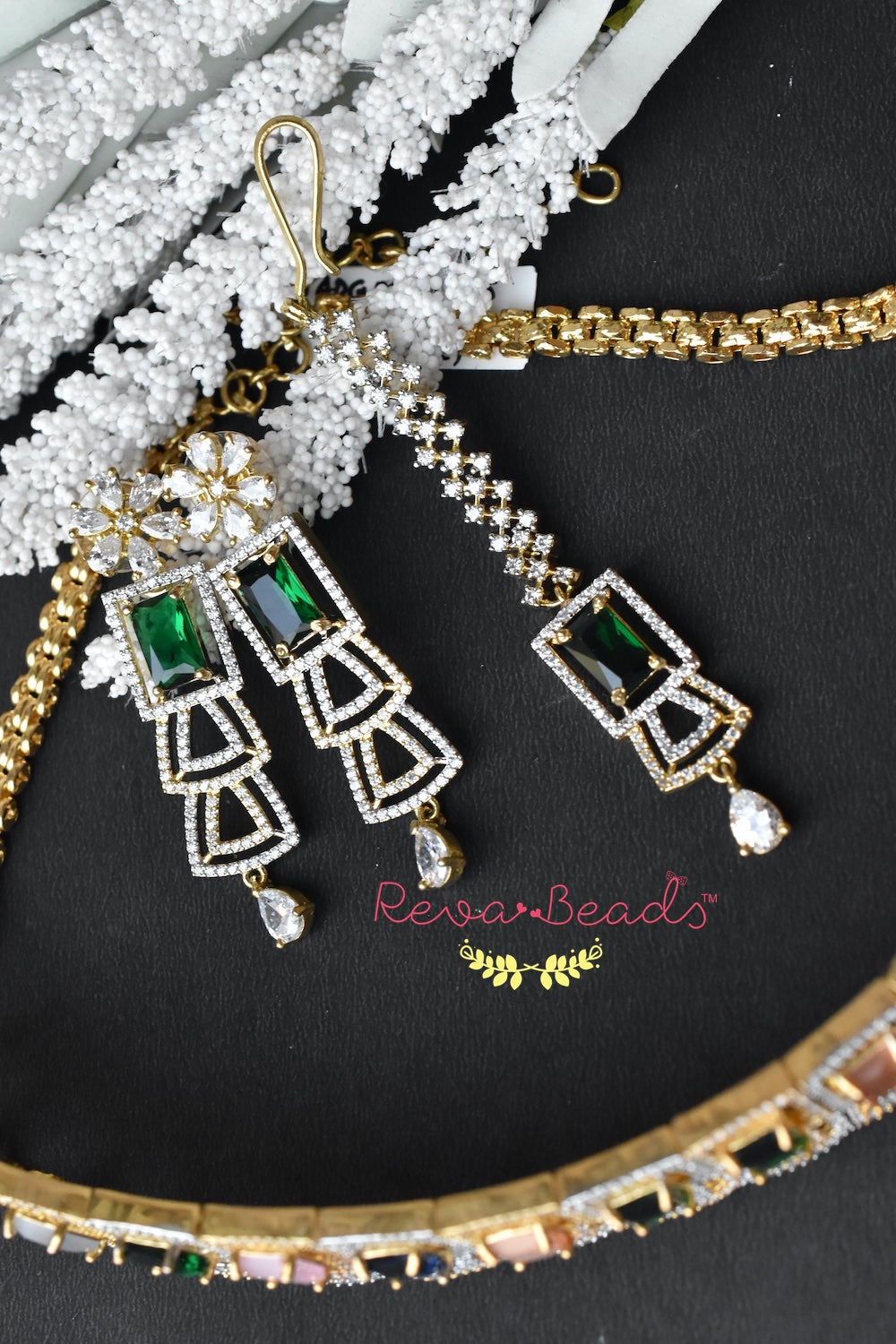 ad dual tone and gold polish chokar Necklace Earrings tika Set 220489-521