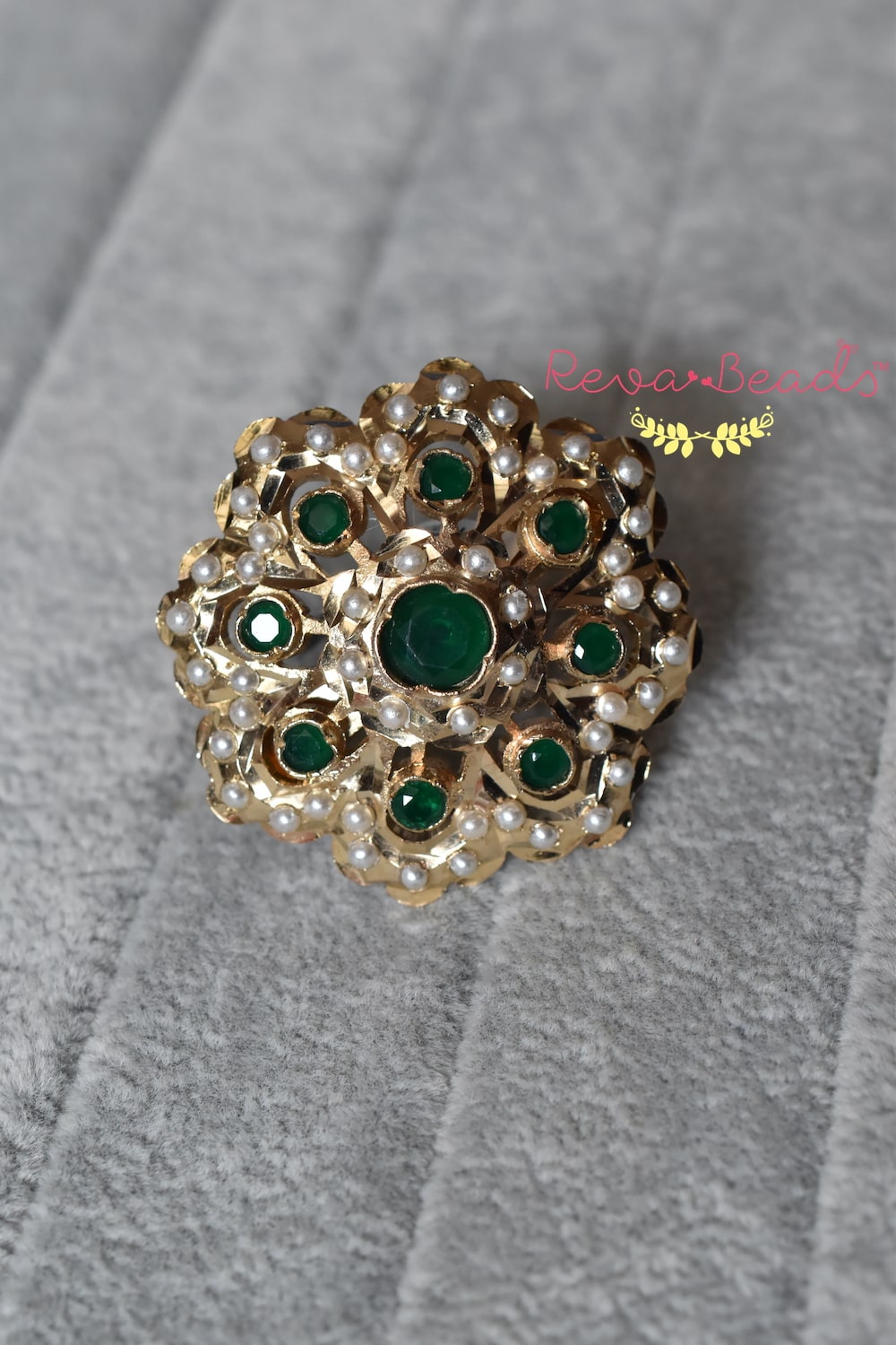 pearl emerald jadau finger ring