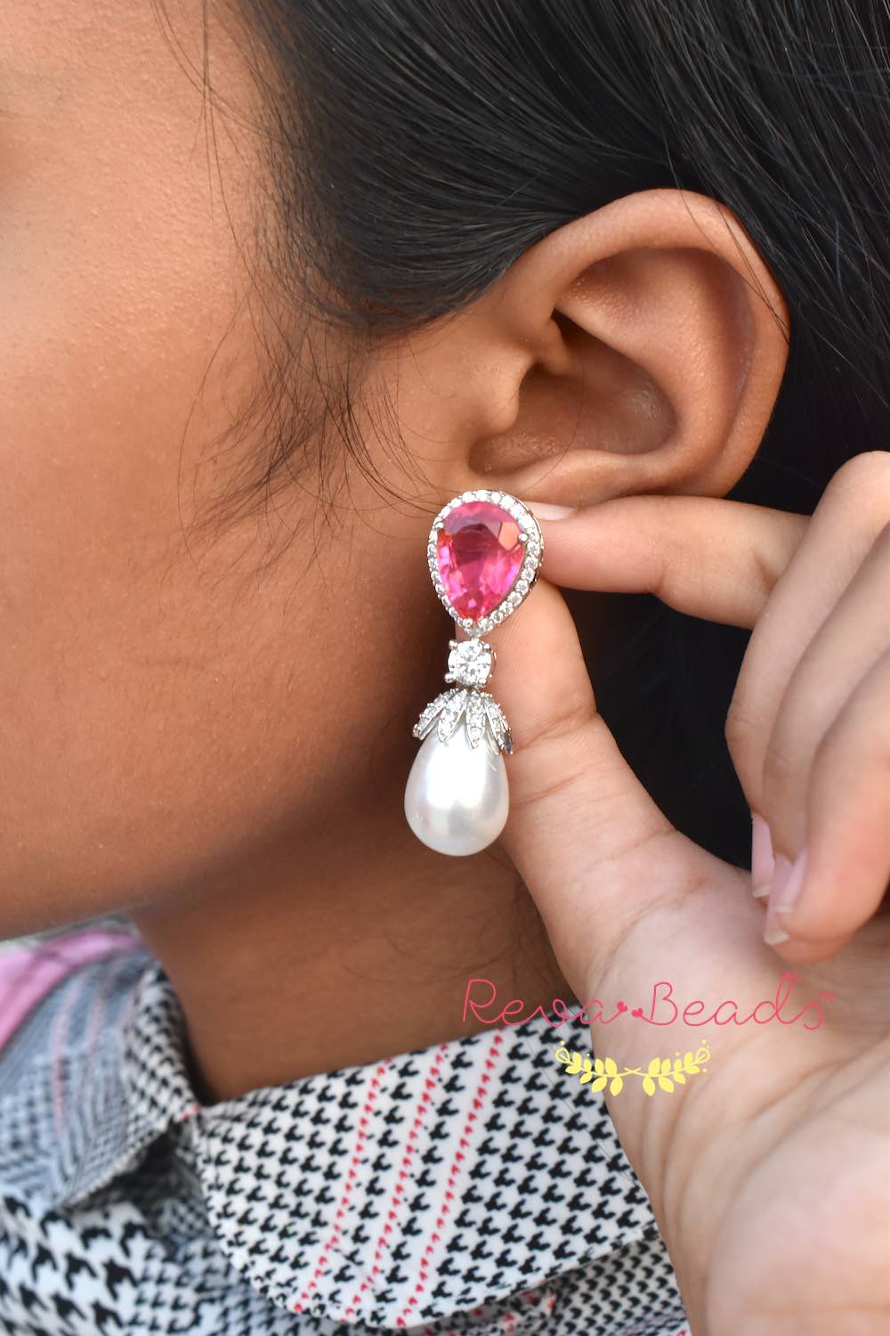 Pink doublet studs