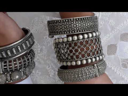tribal bangle bracelet trbn221371