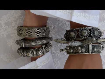tribal bangle bracelet trbn221381
