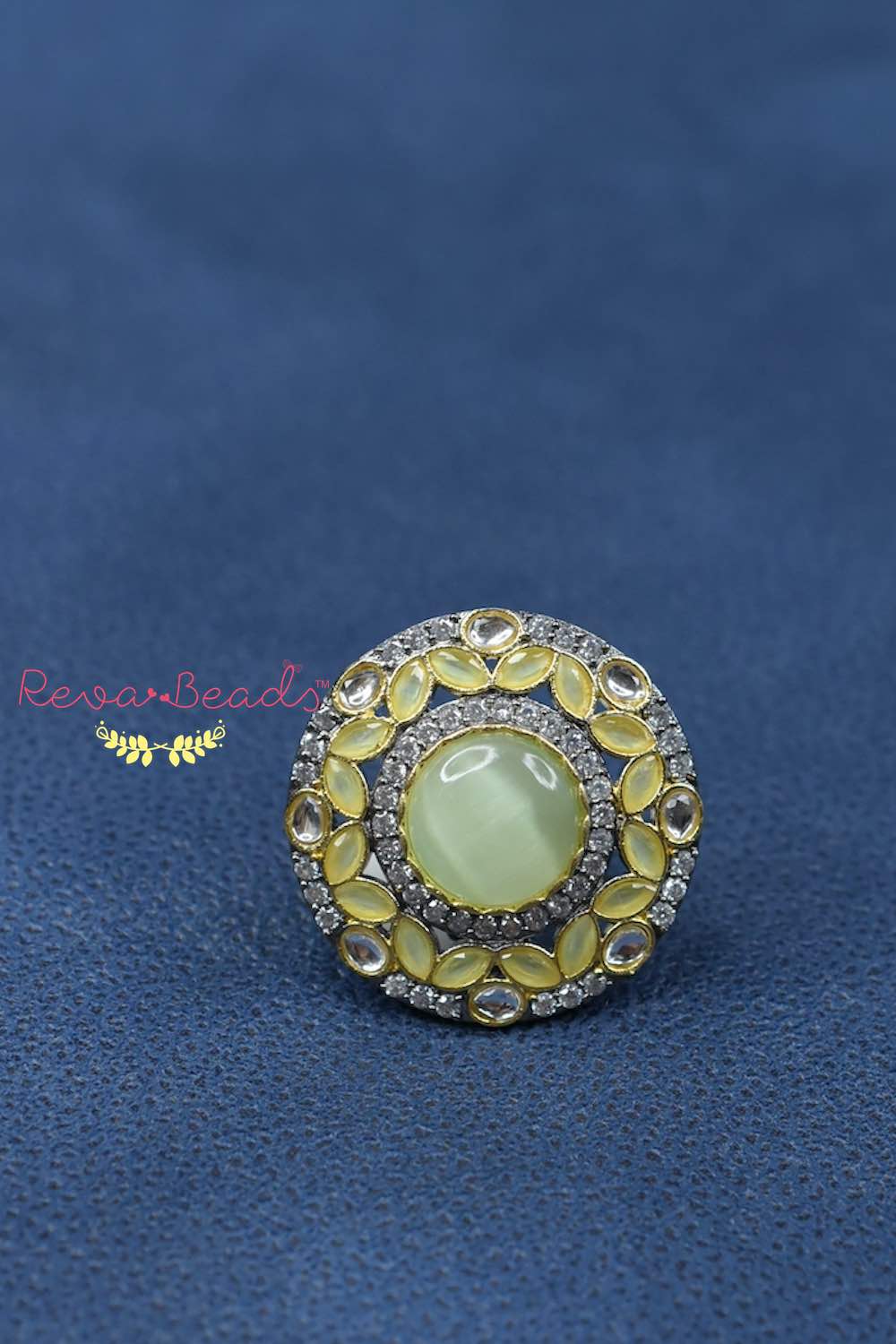 mint greeen finger ring