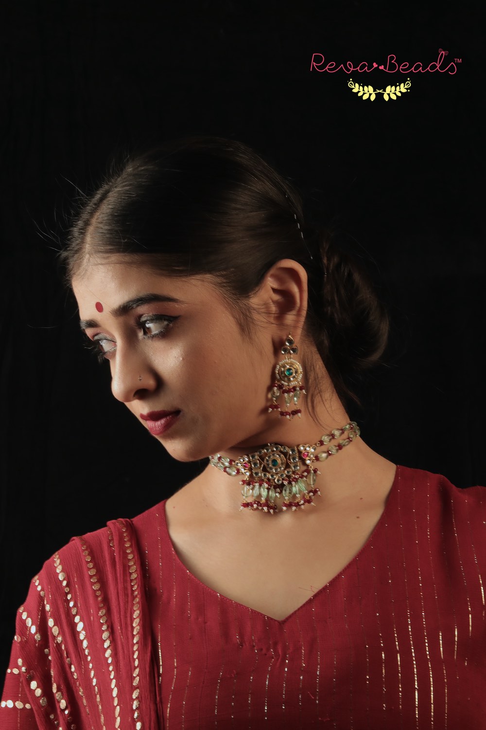 delicate kundan choker