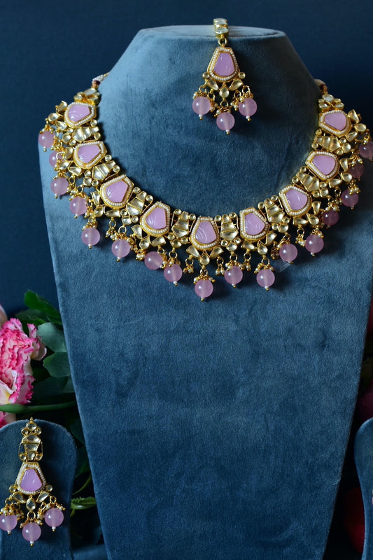 Jadau Kundan Choker Necklace Earrings Tika Set kmchnets220009