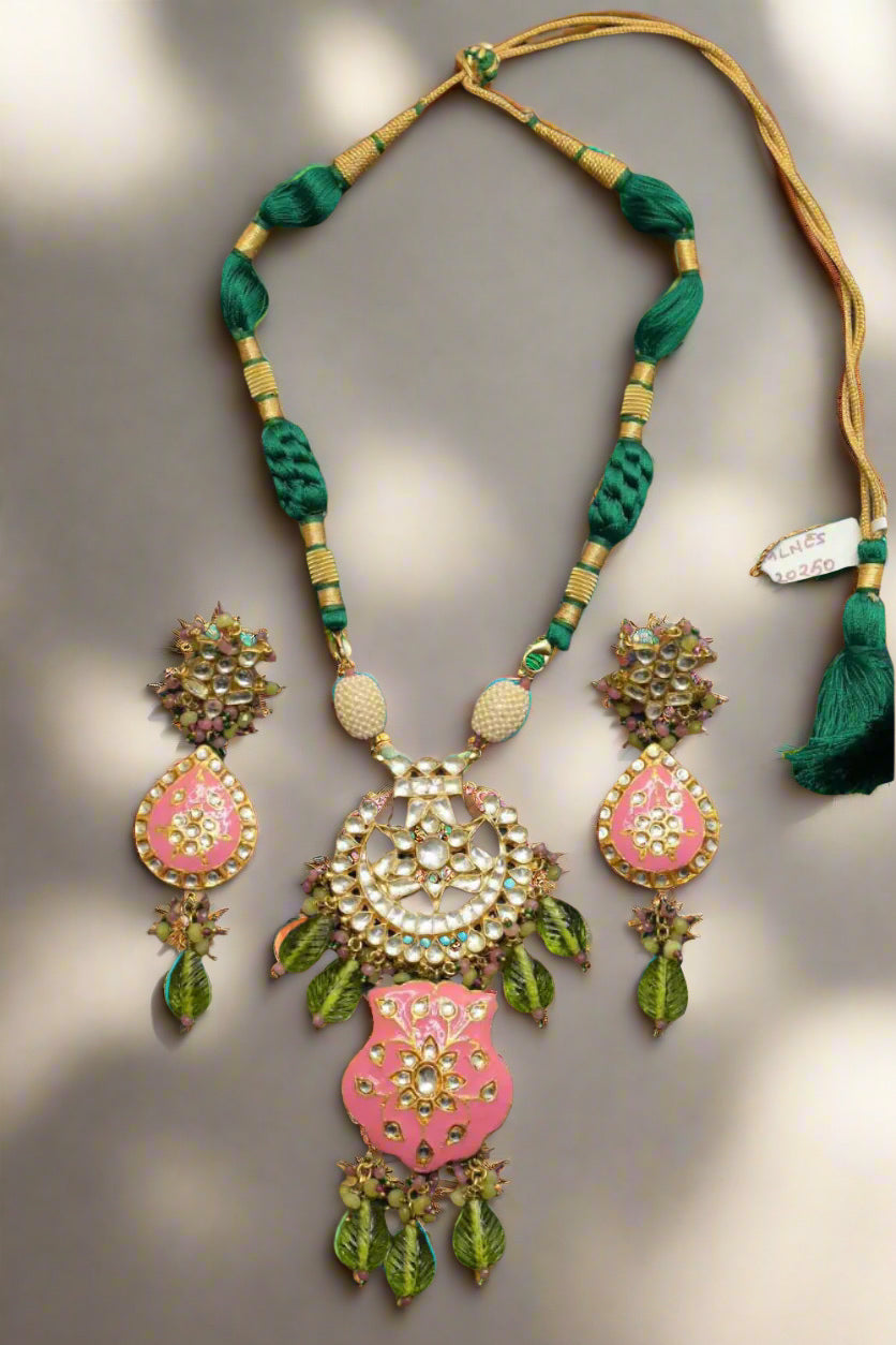 pink green set
