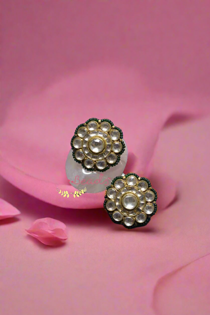 kundan stud earrings