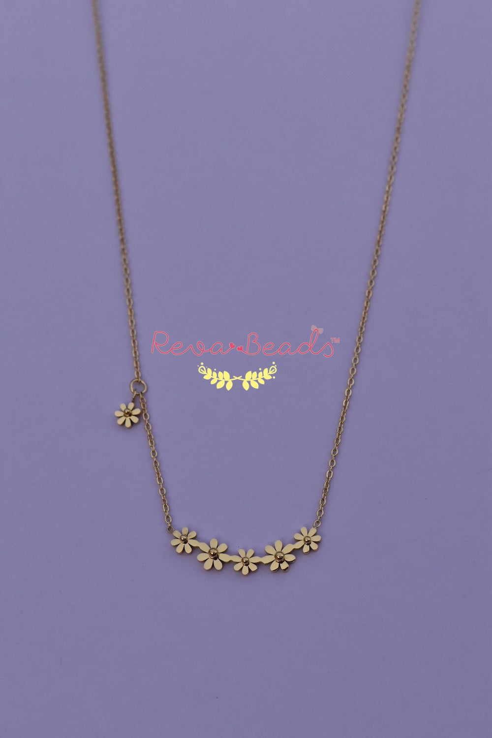 floral necklace
