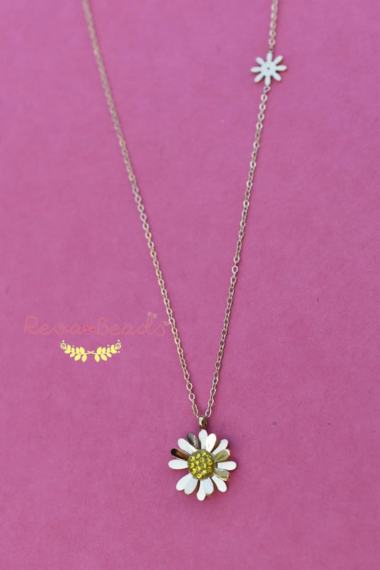 floral necklace