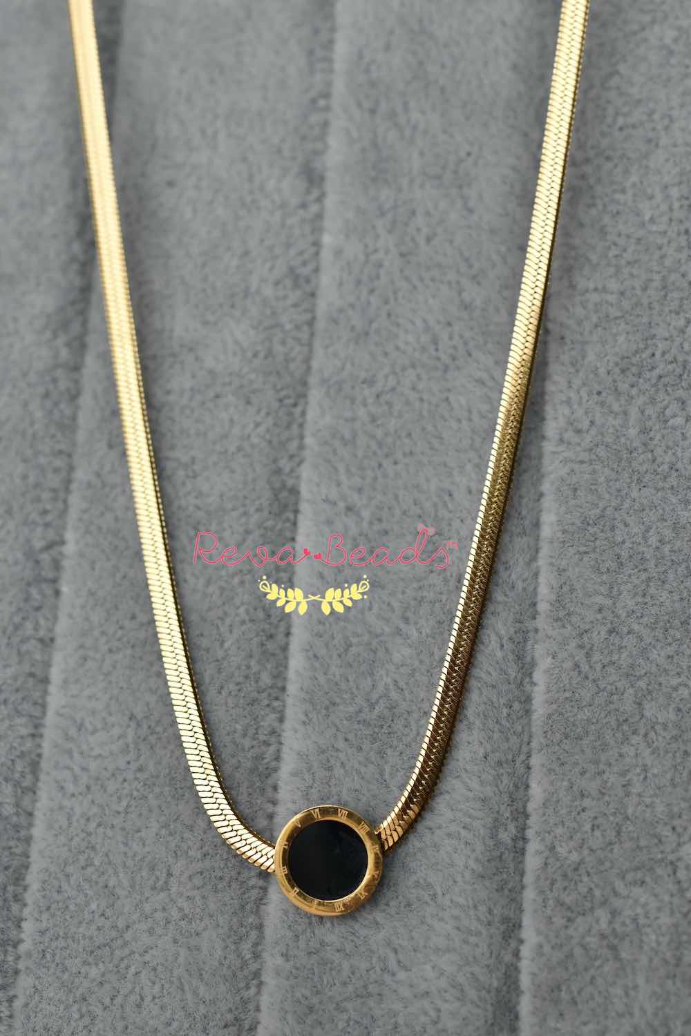 minimalist gold polish necklace 220998