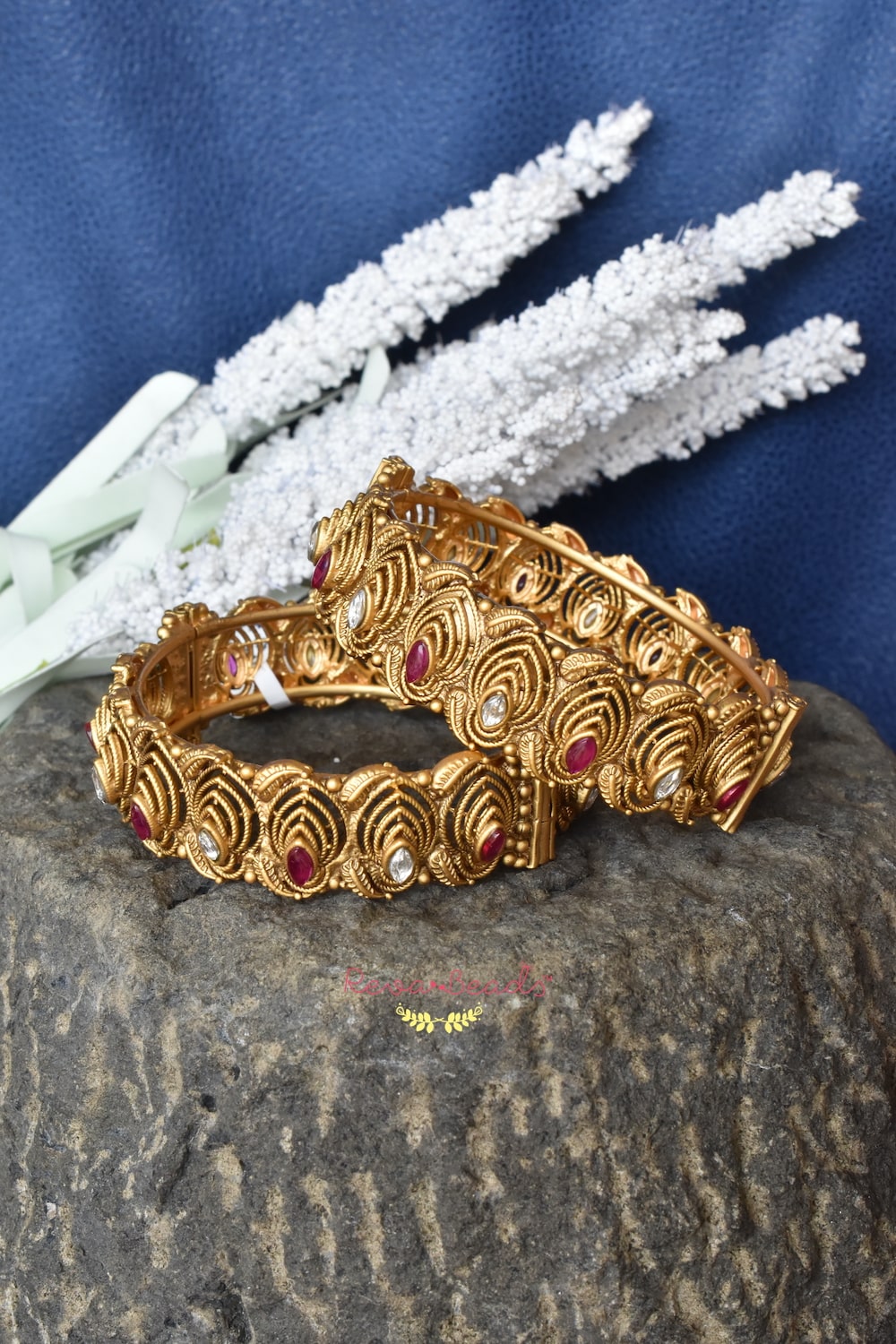 antique gold bangle