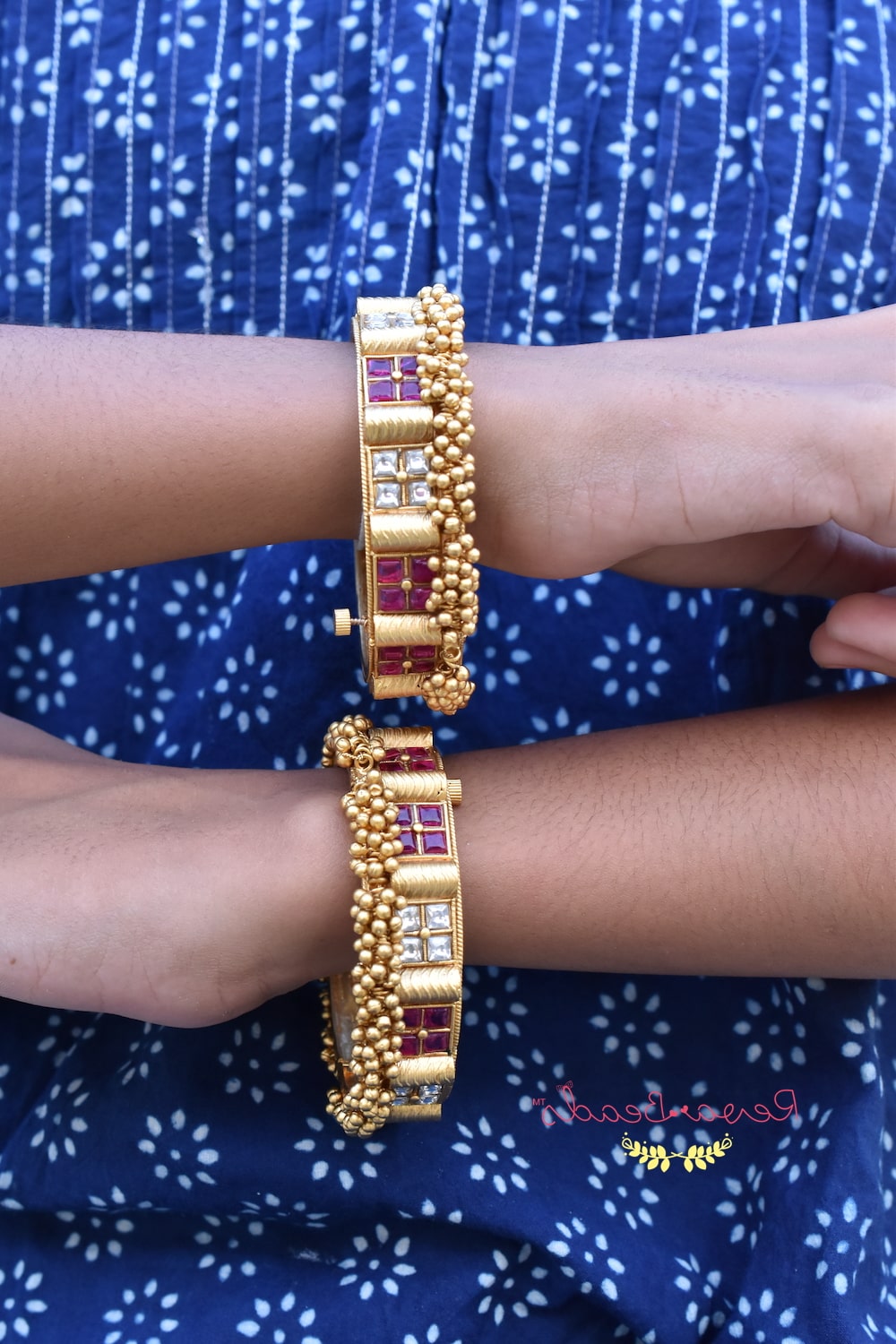 temple bangle tbn220878