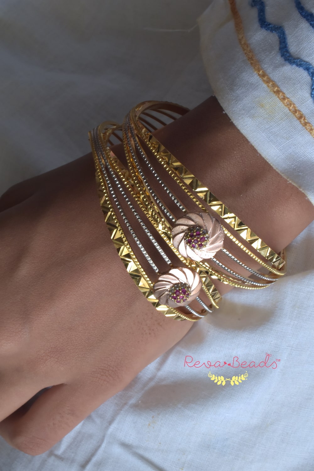 Three tone bangle