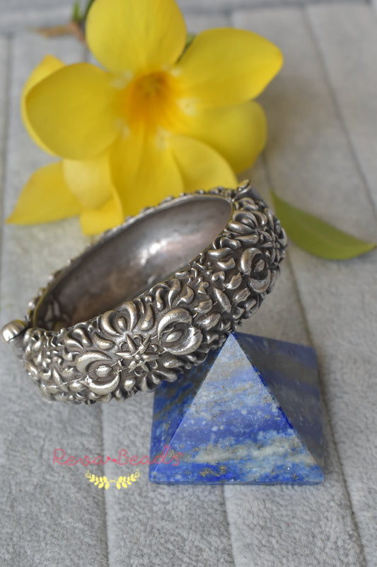 carving brass bangle
