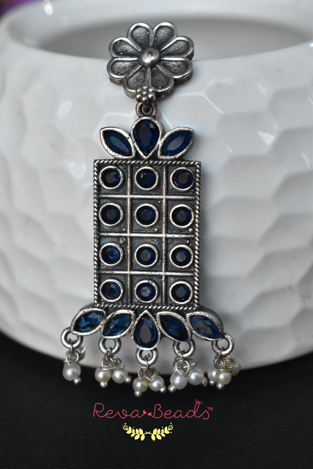 antique silver jewelry