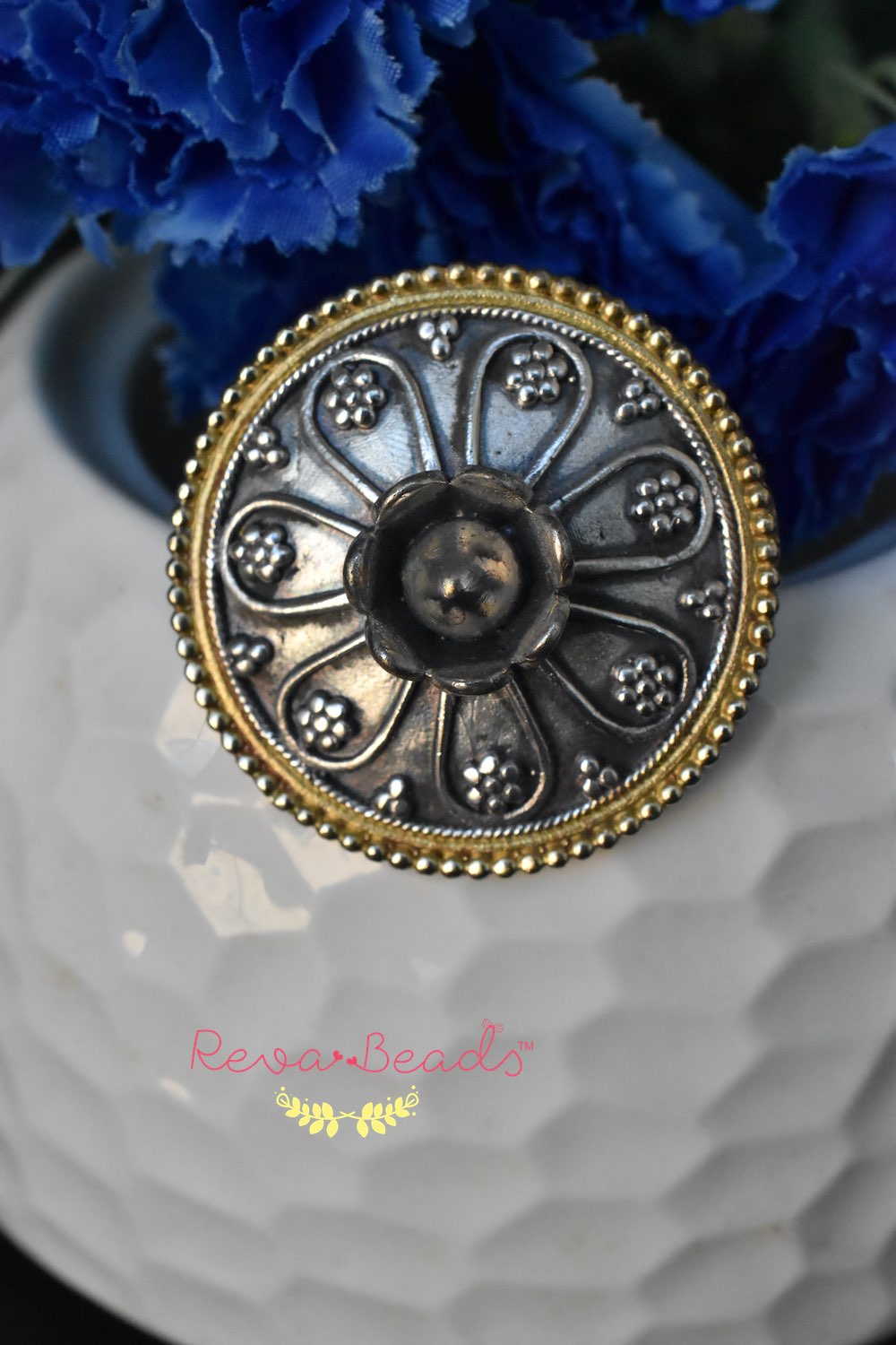 floral oxidised finger rings