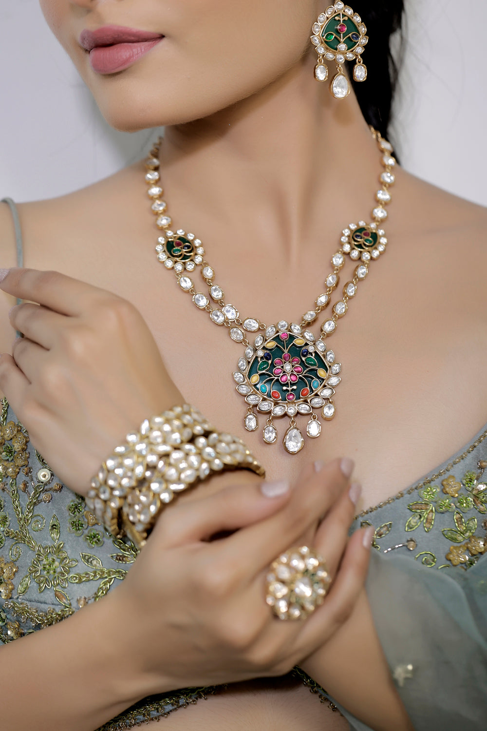 multilayer kundan necklace set