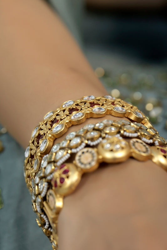 kundan bangles