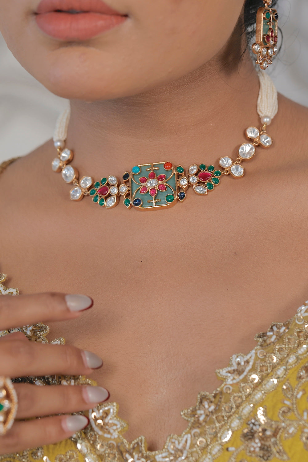 stone moissonite kundan choker set