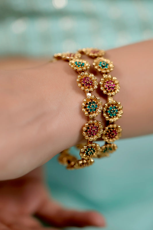 temple gold bangle