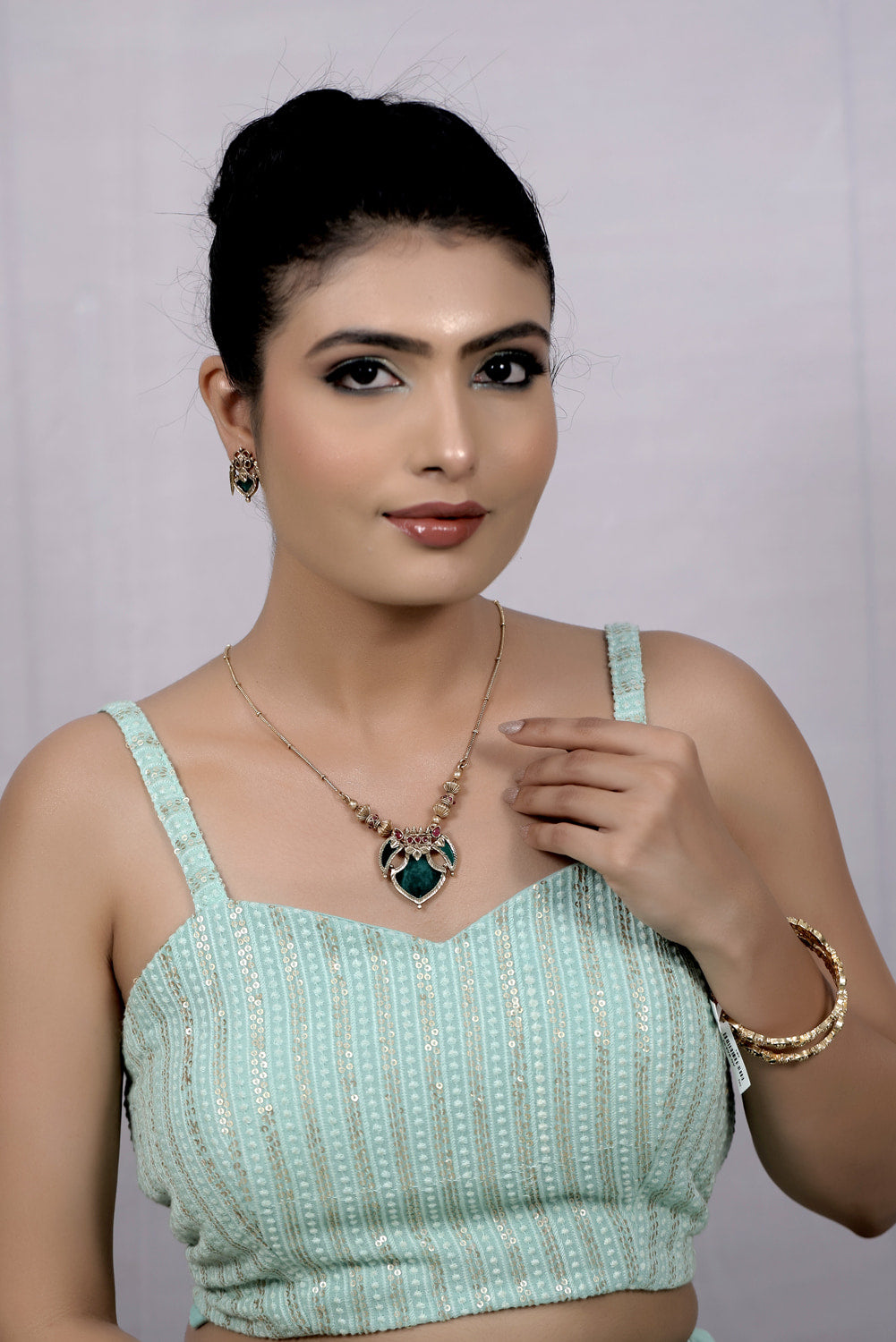 glass kundan necklace