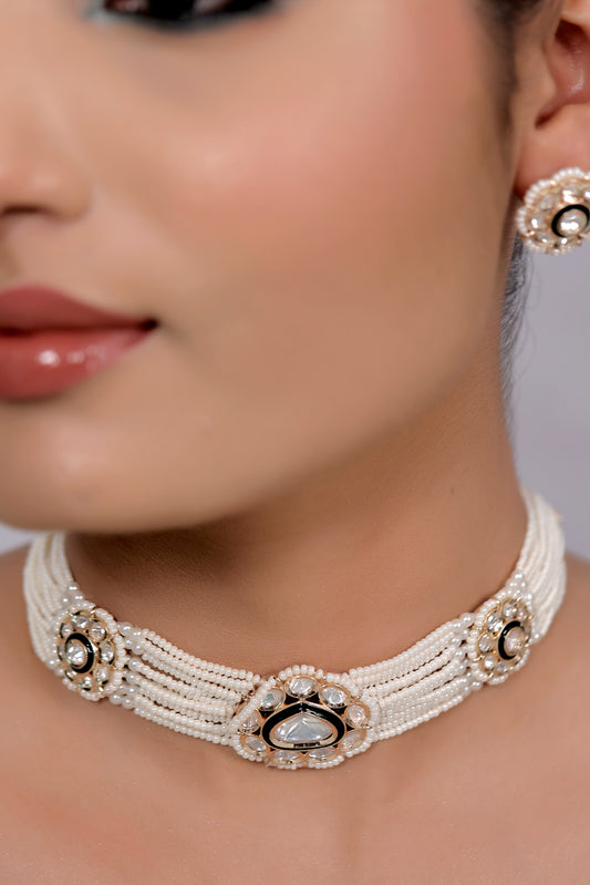 Jadau choker necklace