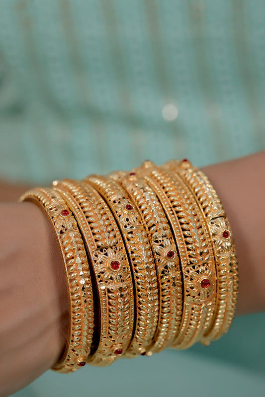 traditional indian bangle set chudas set