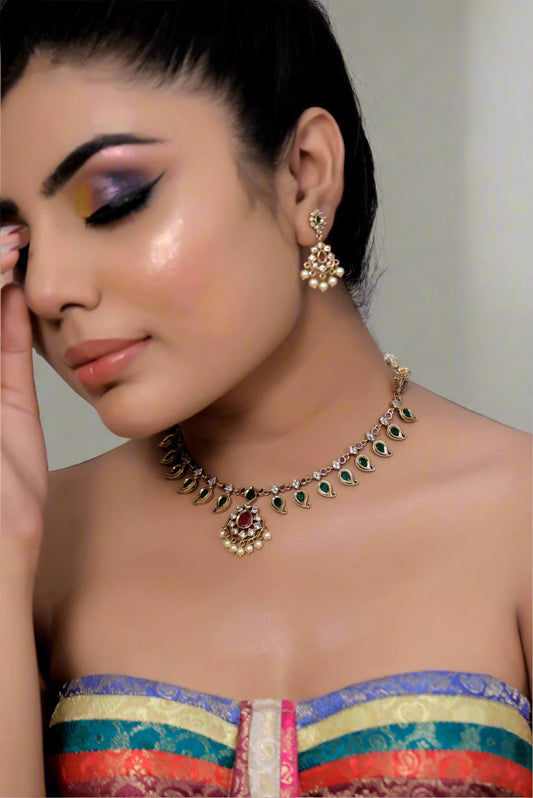 delicate gold necklace set