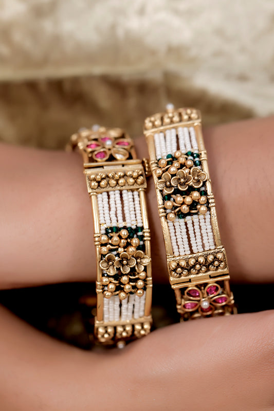 pearl antique openable bangle