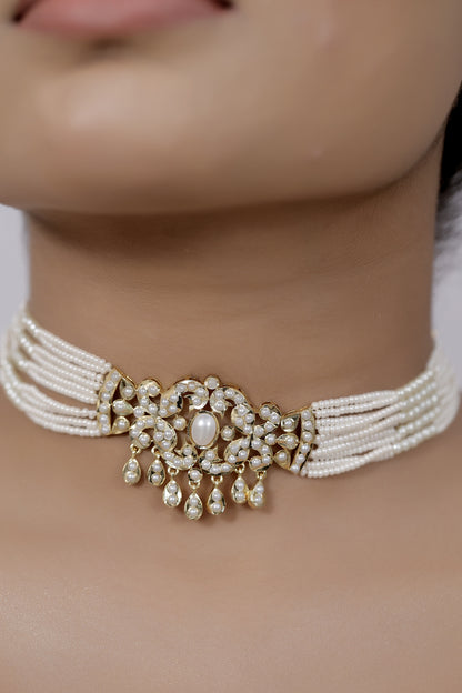 delicate jadau choker