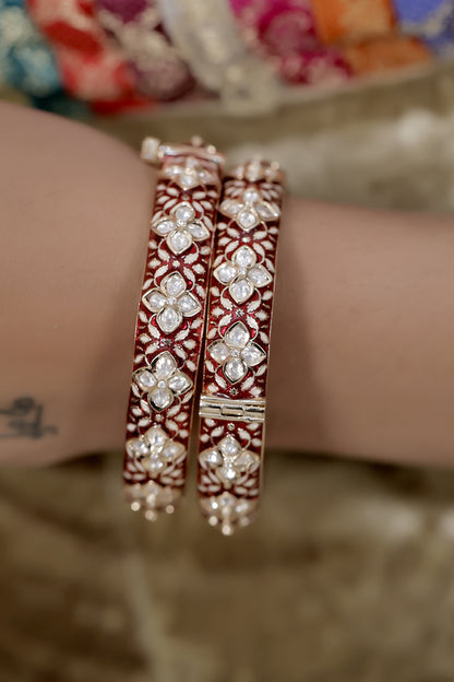 tyaani meenakari bangle