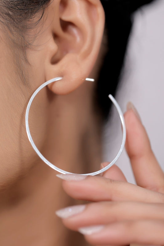 silver lightweight hoop
