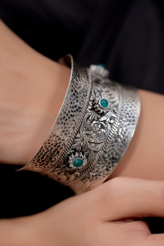 EMERALD STERLING SILVER CUFF BRACELET