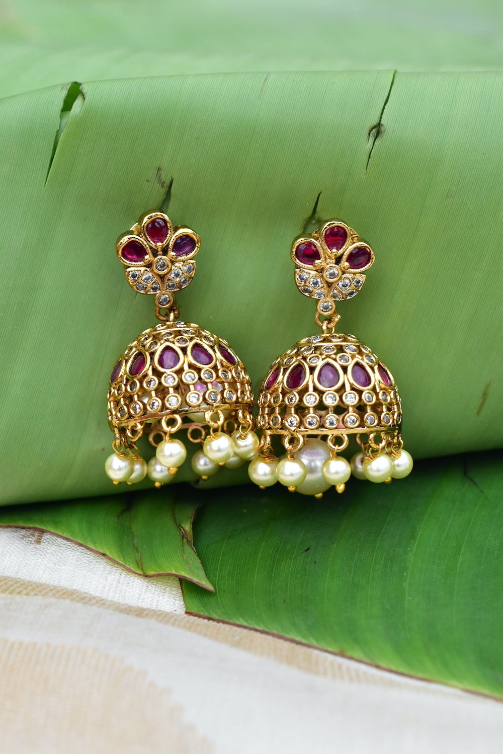 ruby kundan jhumka