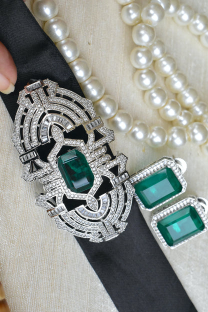 emerald doublet statement choker set