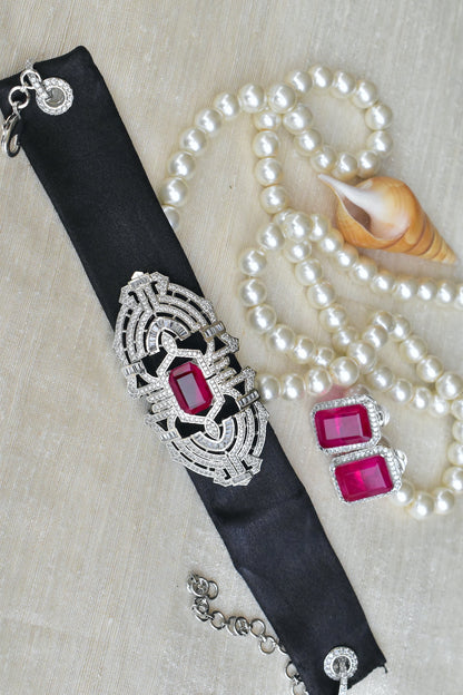 pink doublet choker set