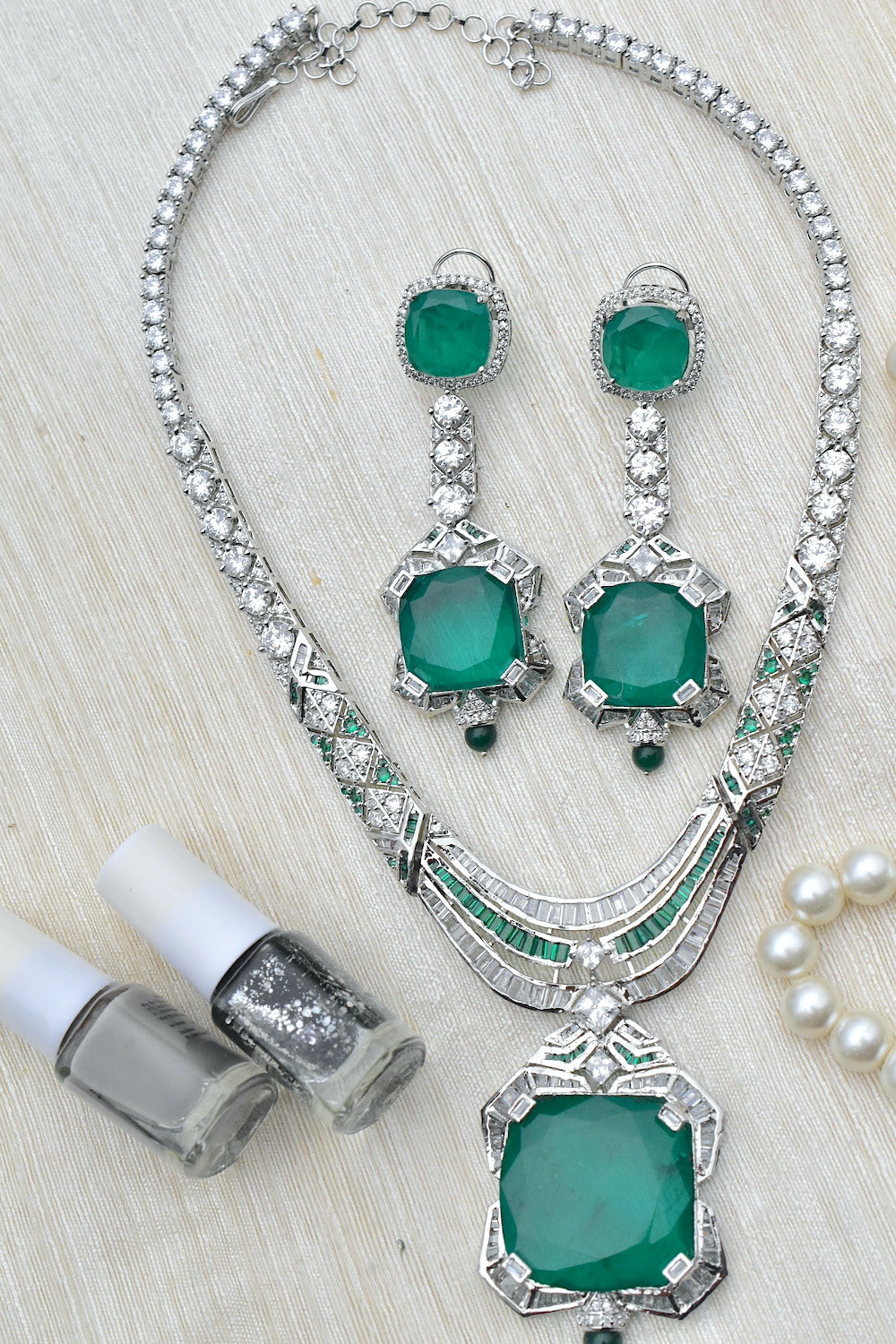 emerald diamond jewellery