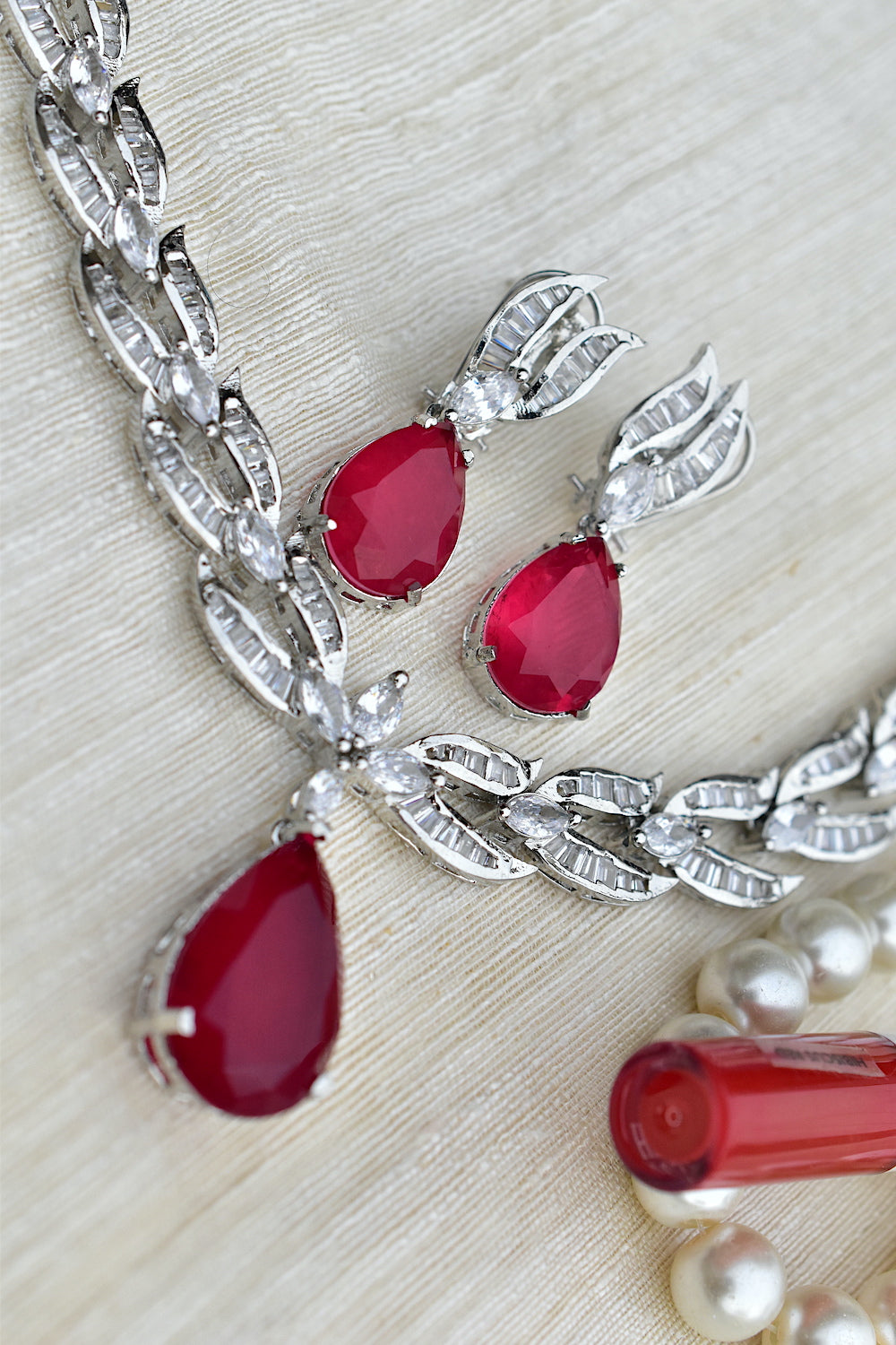 red doublet necklace set