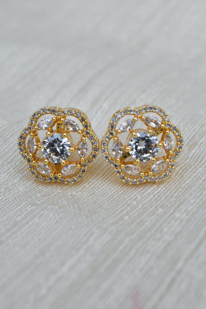 cz deinty gold studs