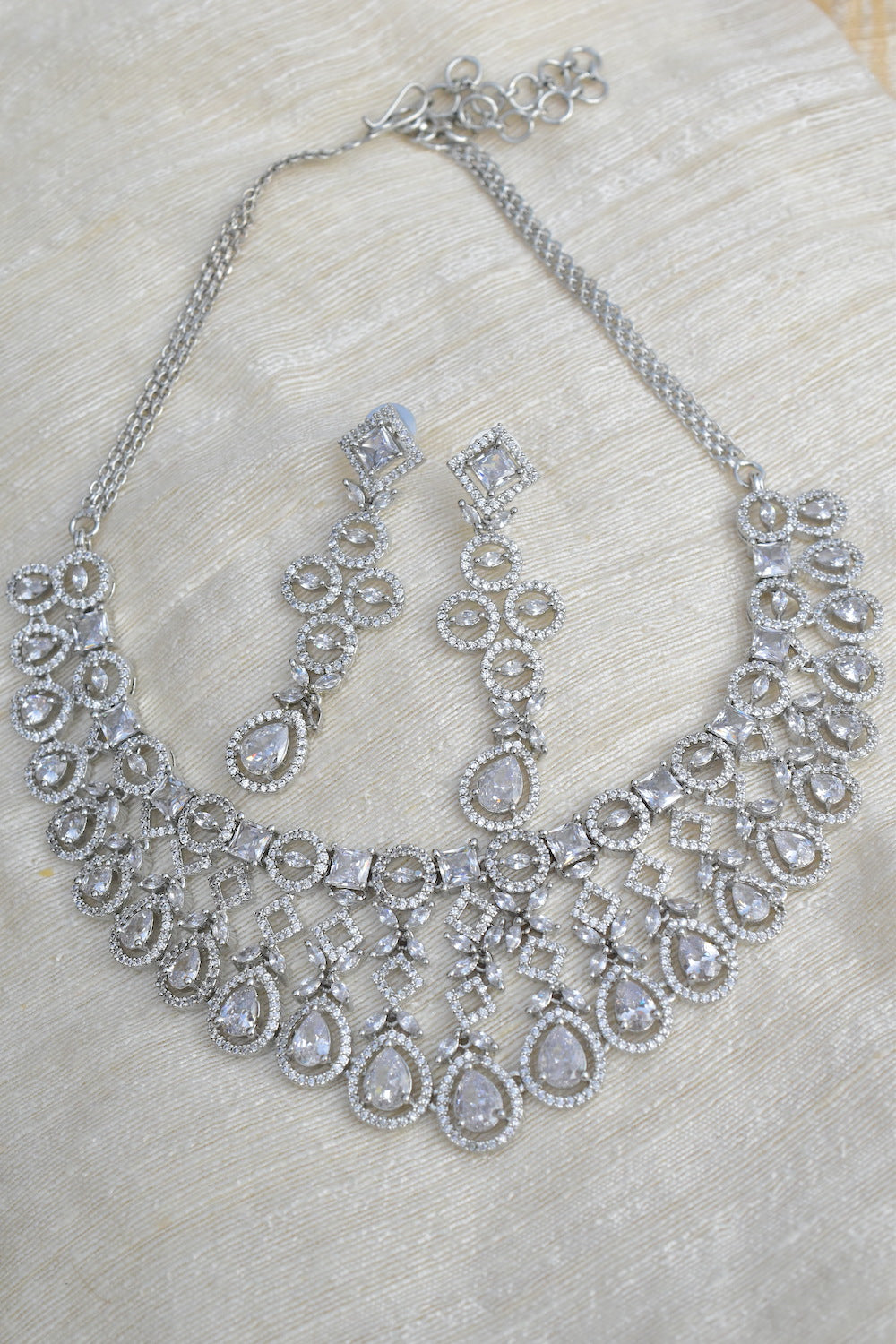 clear necklace set