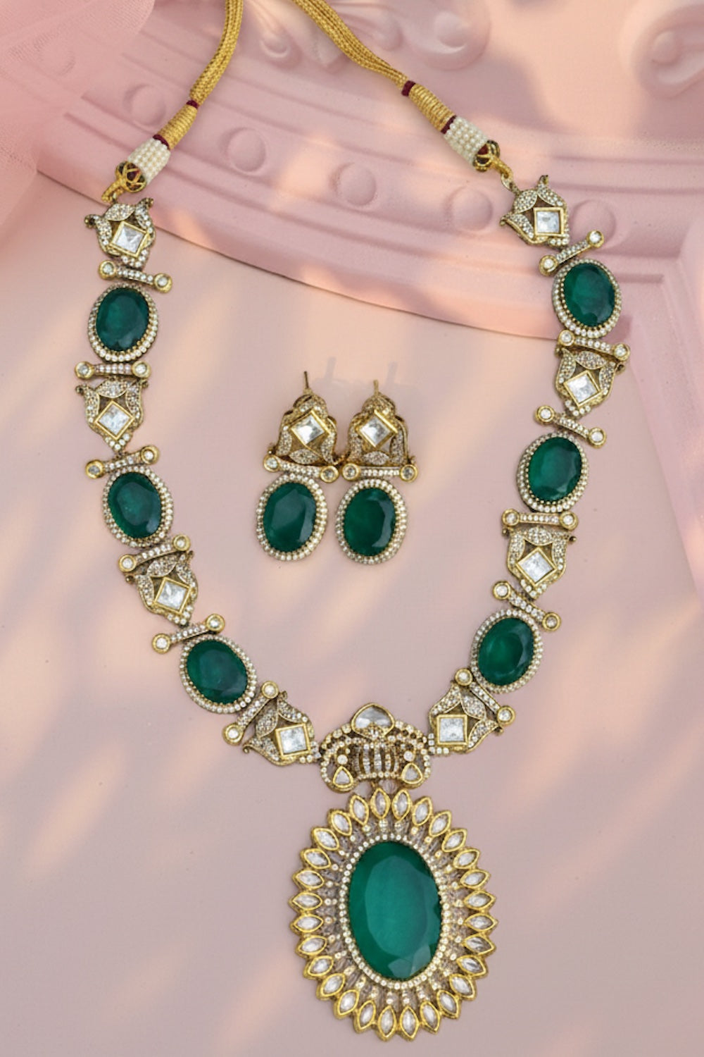 emerald green stone long necklace earrings