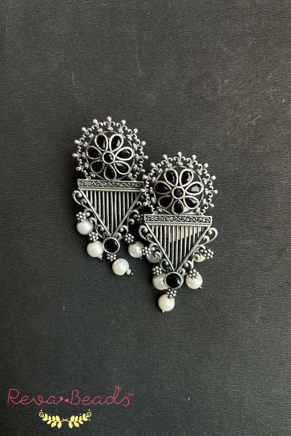 Tribal drop earrings trdre230307