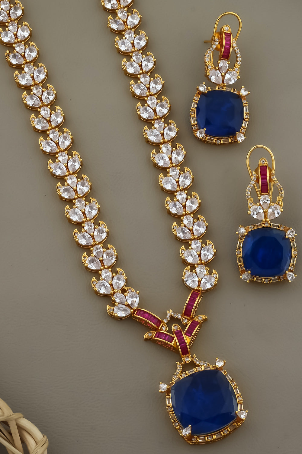 premium cubic zirconia gold link chain & square doublet pendant Set 