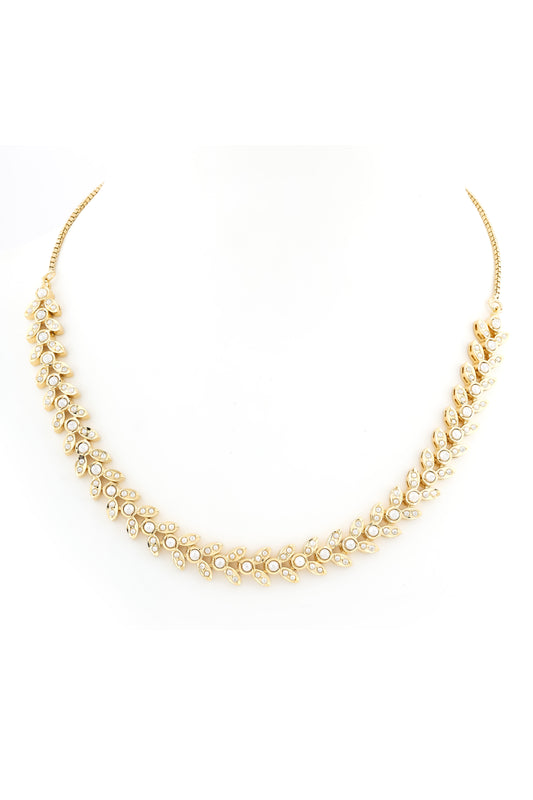 delicate pearl choker set