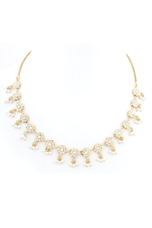 delicate pearl necklace