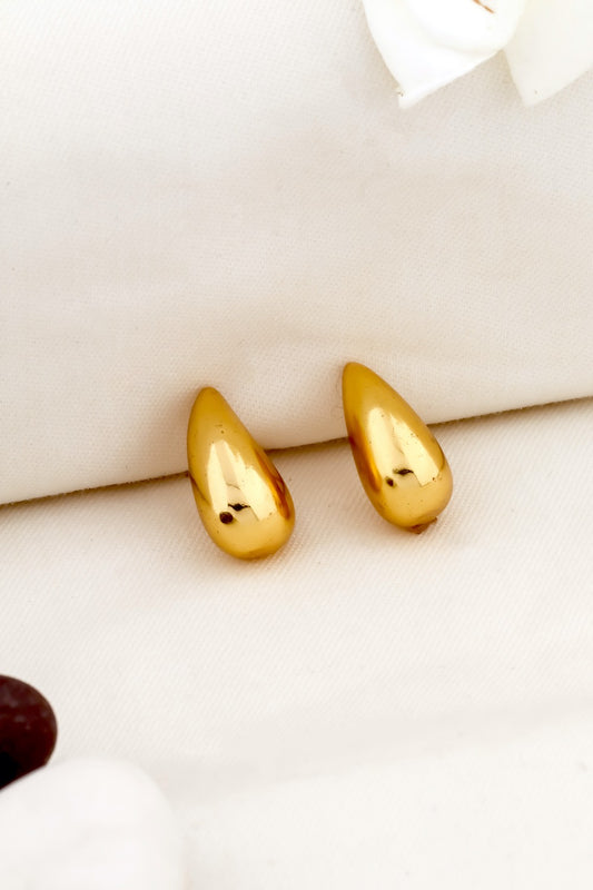 minimalist stud earring 250174