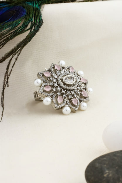cocktail finger ring